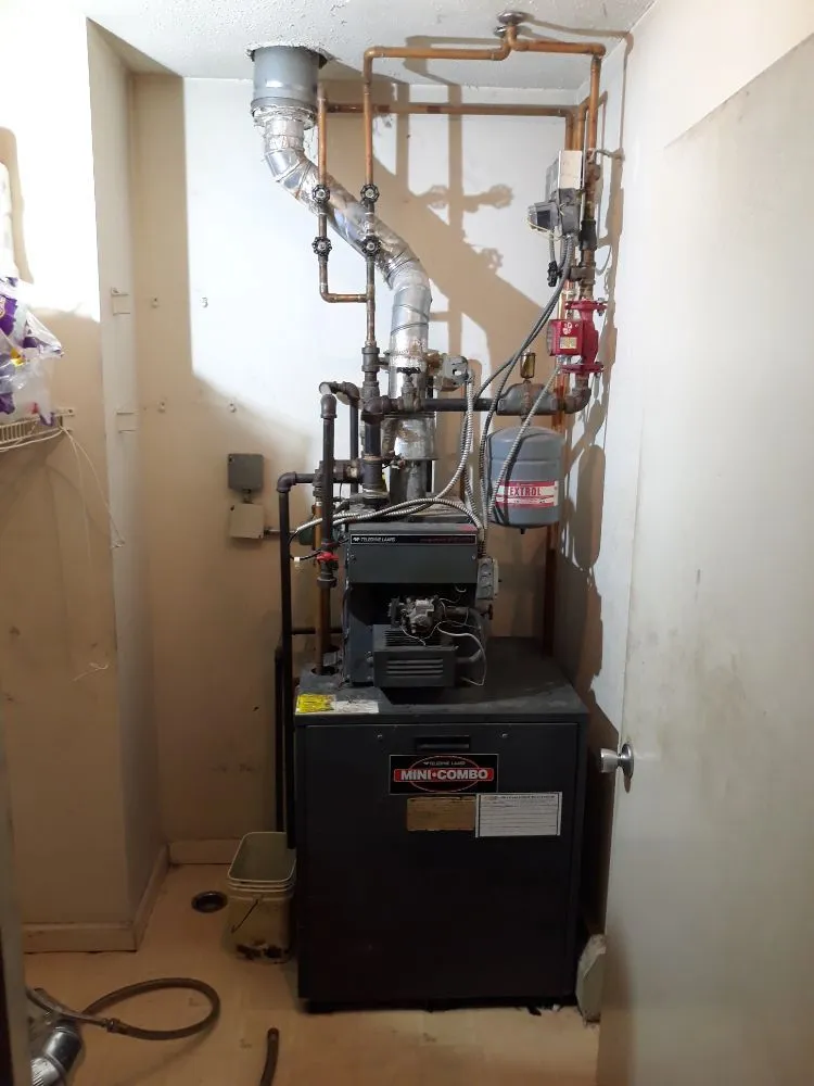 Slide of Amerikhomes Heating & AC