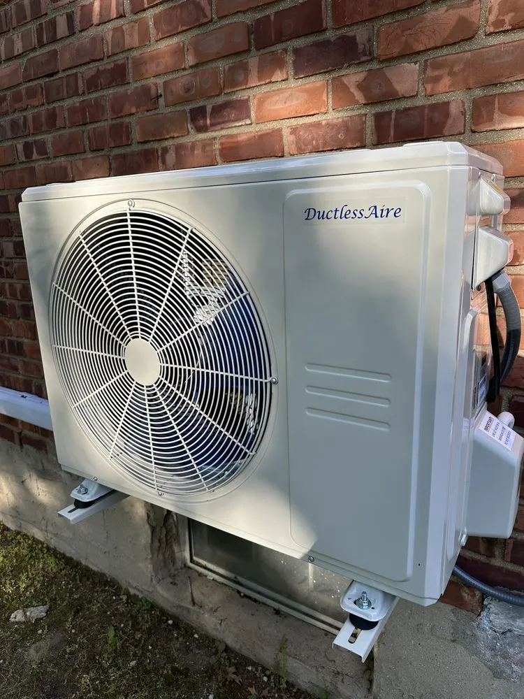 Slide of Amerikhomes Heating & AC