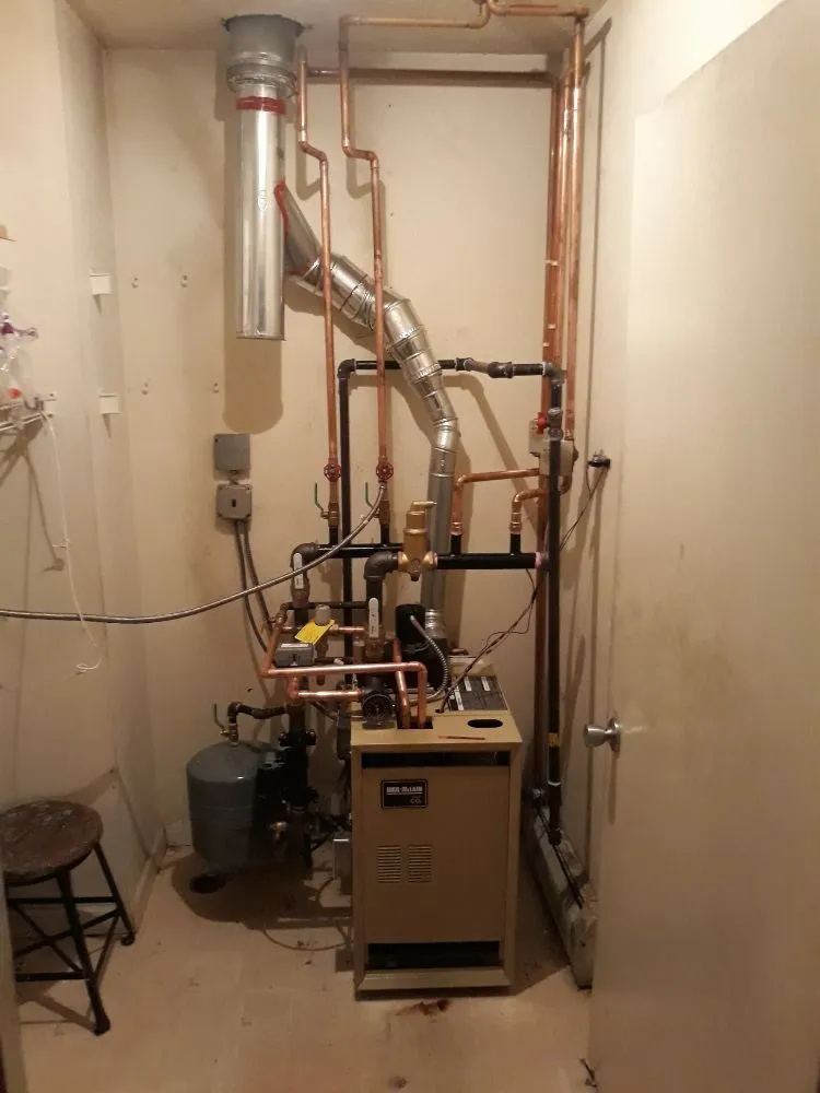 Slide of Amerikhomes Heating & AC