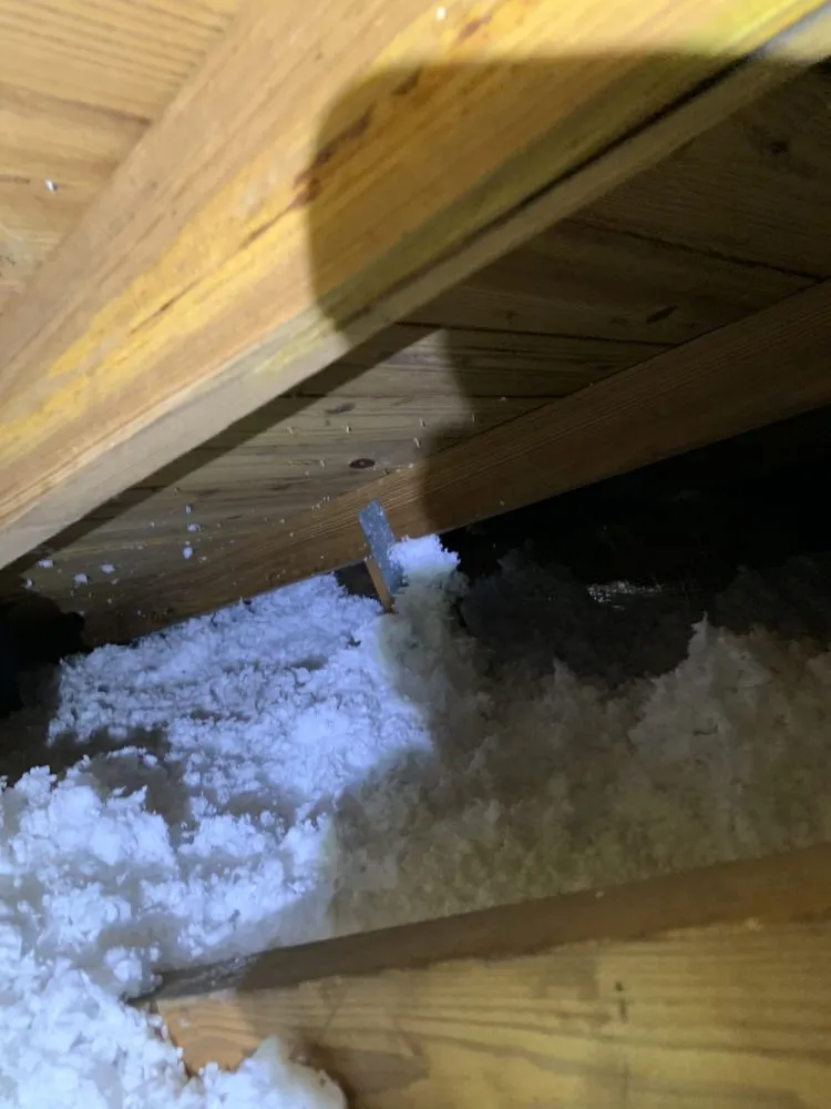 Slide of Ami Air Conditioning