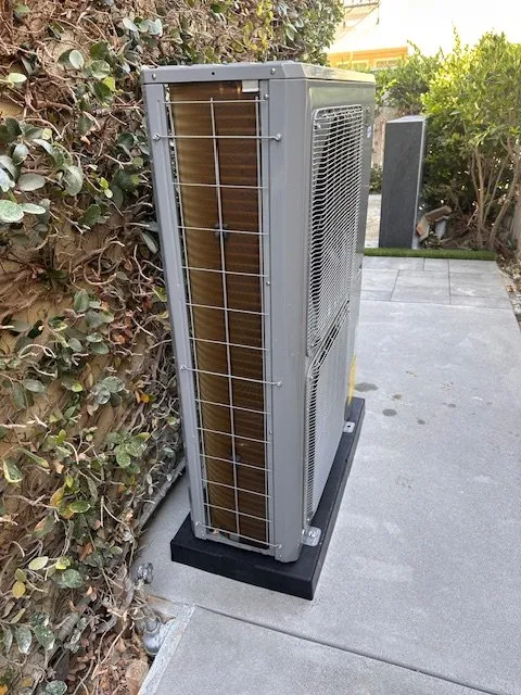 Slide of AMM Air Conditioning & Heating
