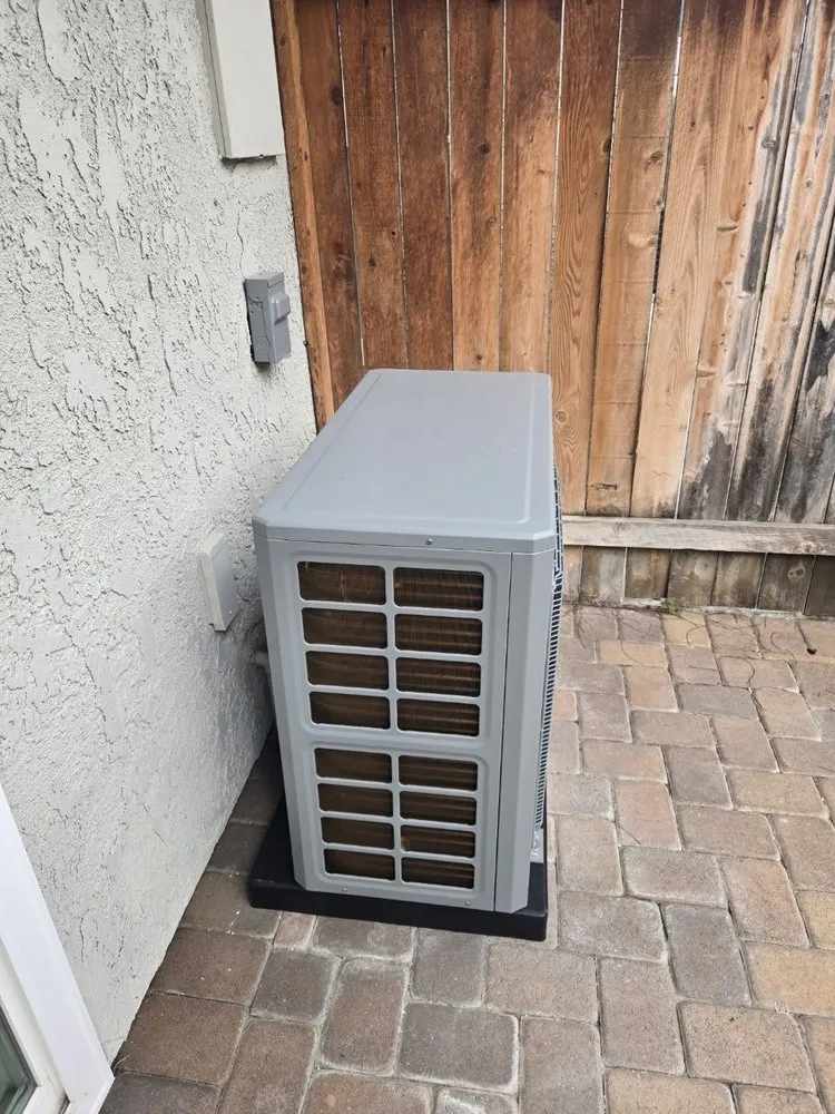 Slide of AMM Air Conditioning & Heating