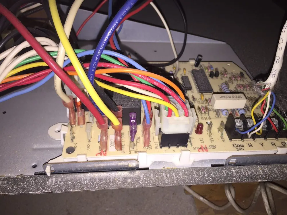 Slide of AMM Air Conditioning & Heating