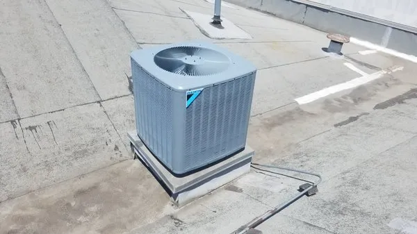 AMP Heating & Air Logo