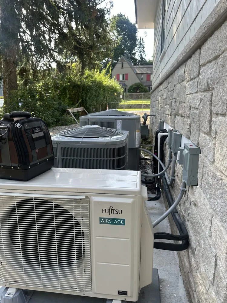 Slide of Amur Hvac R