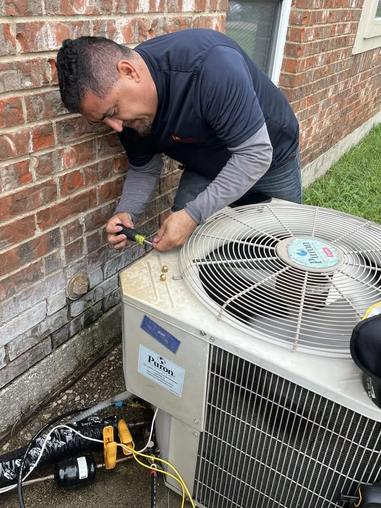 Slide of Anaya Brothers HVAC