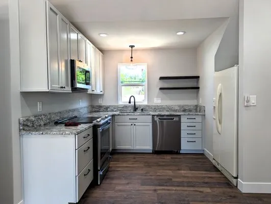 Anchored Construction Logo