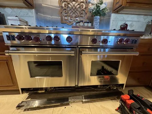 Andrew's Appliances & HVAC Repair Logo