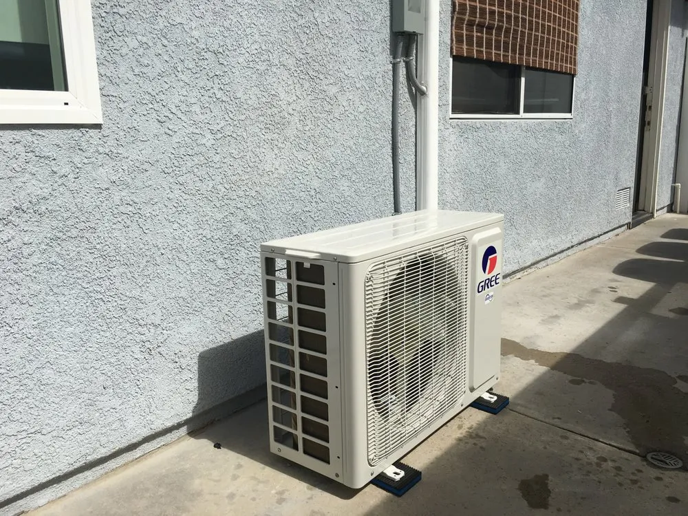 Slide of Andy's Indoor Comfort