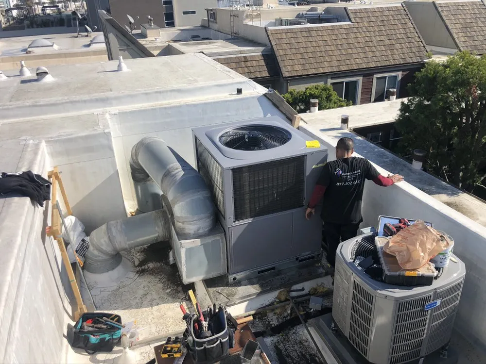 Slide of AOL Heating & Air