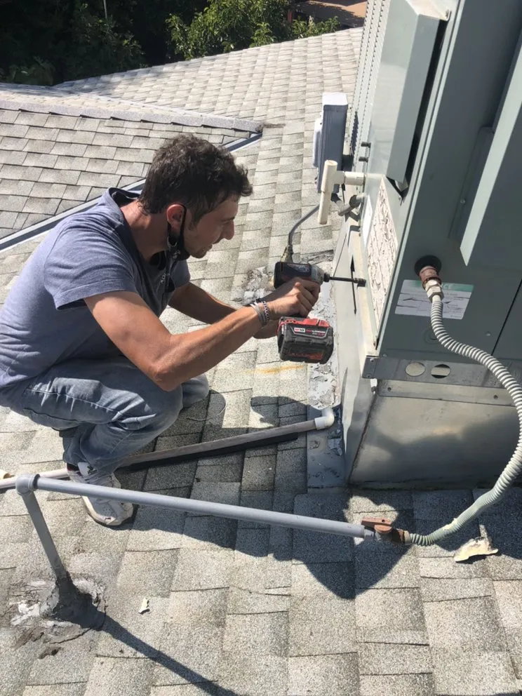 Slide of AOL Heating & Air