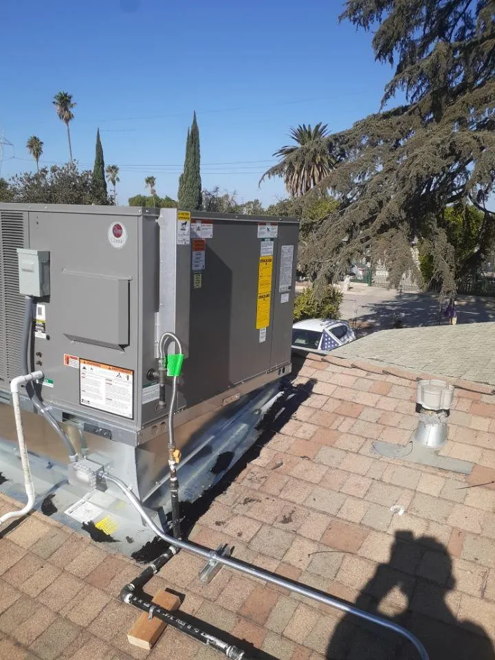 Slide of AOL Heating & Air