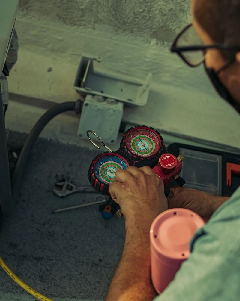 Slide of AOL Heating & Air