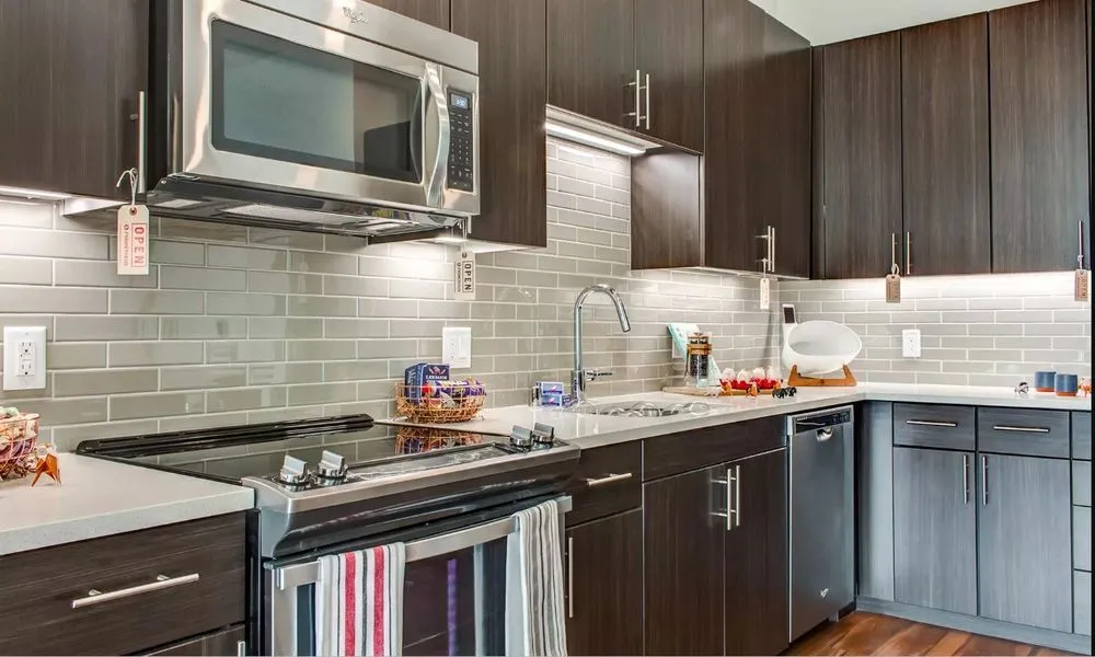 Slide of APD Appliance Parts Distributor