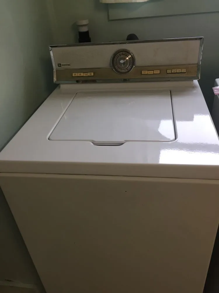 Slide of Appliance Guys, Inc