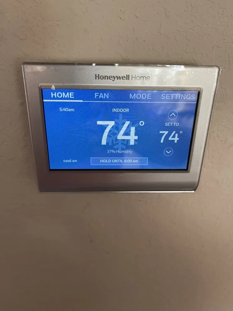 Slide of Appliance Medic CLT