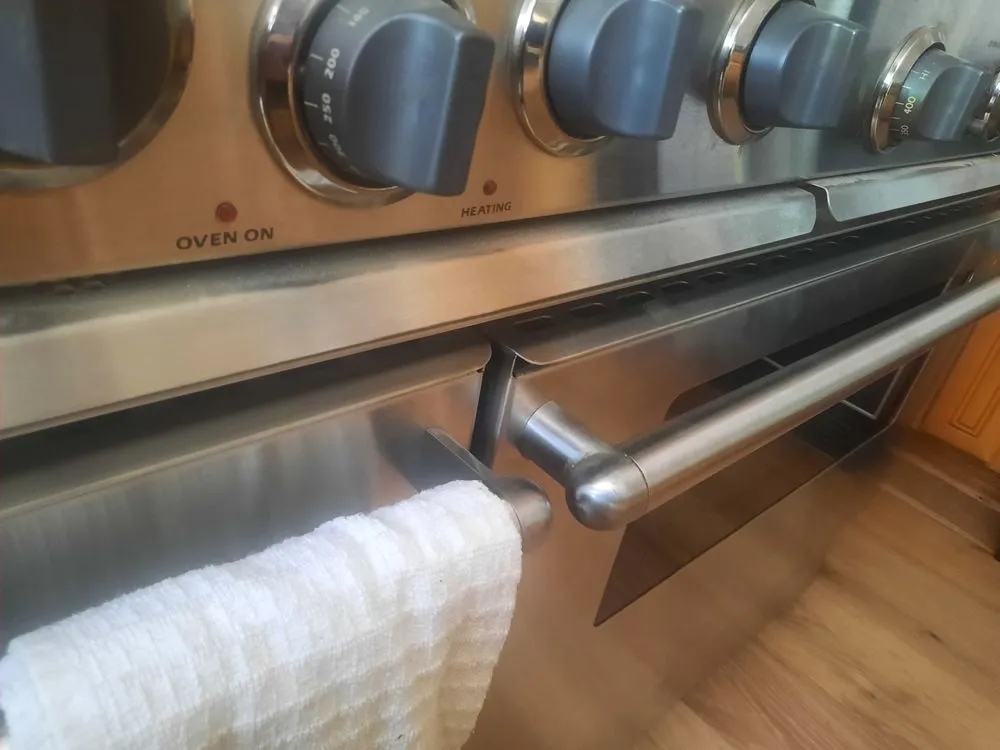 Slide of Appliance Repair Center