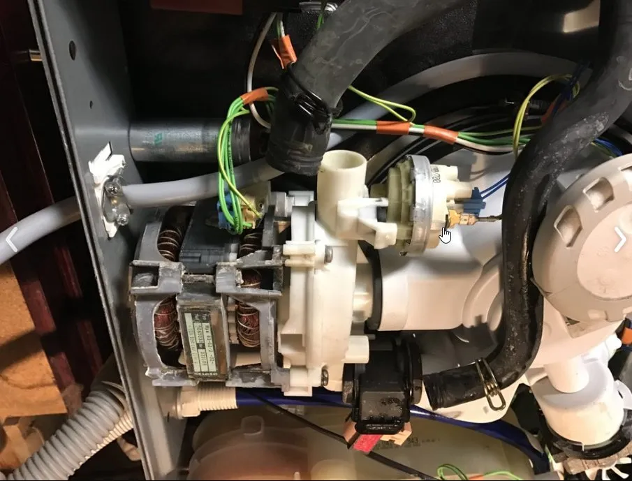 Slide of Appliance Repair Master