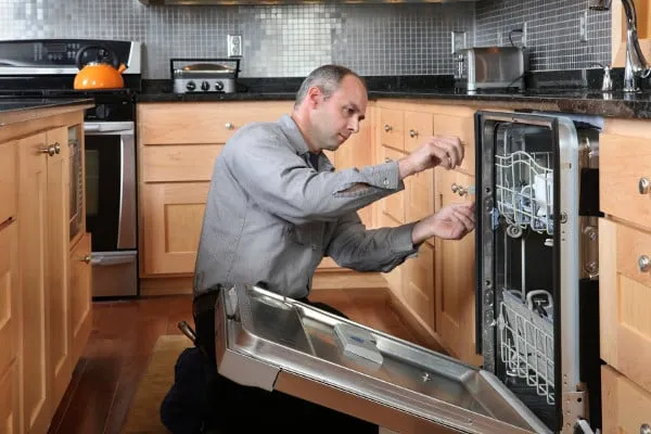 Top-rated heating and cooling service for residential systems in Bristow, VA by Appliances Pro