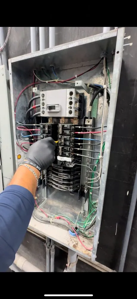 Emergency AC repair experts serving Port St. Lucie, FL - AQ AC & Electric