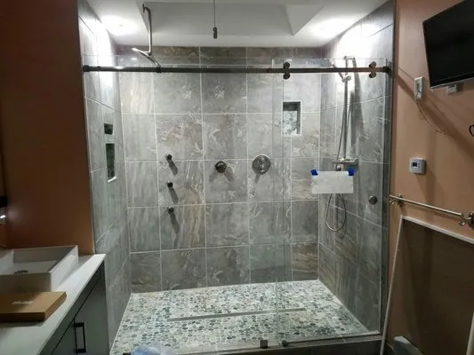 Aquality Plumbing & Heating Logo