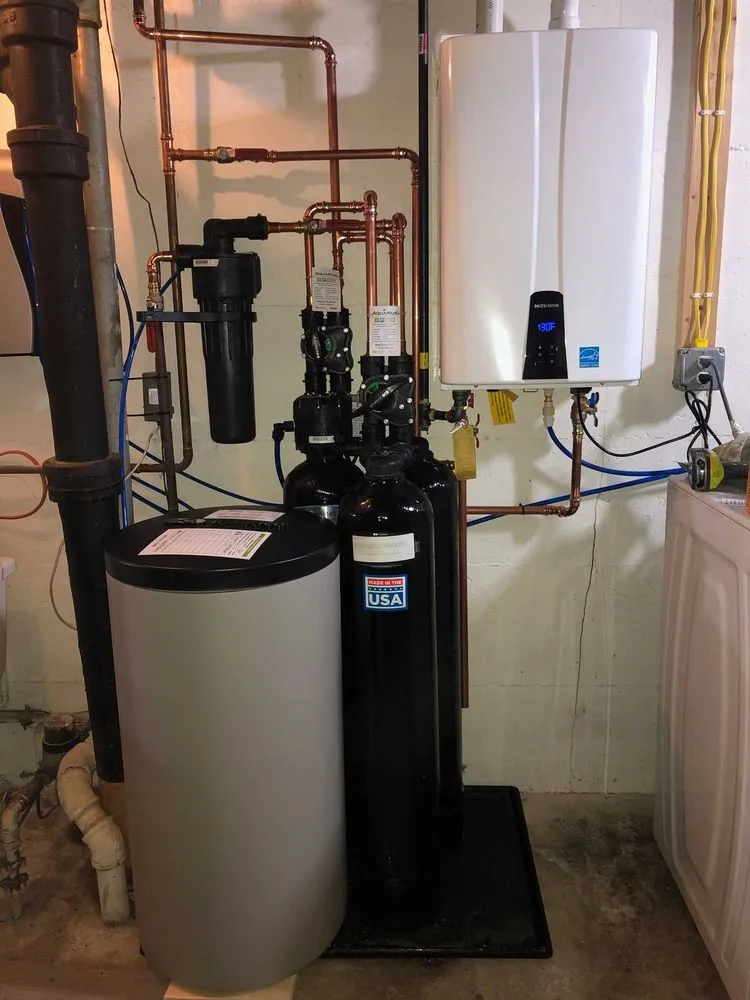 Slide of Aquarius Home Services