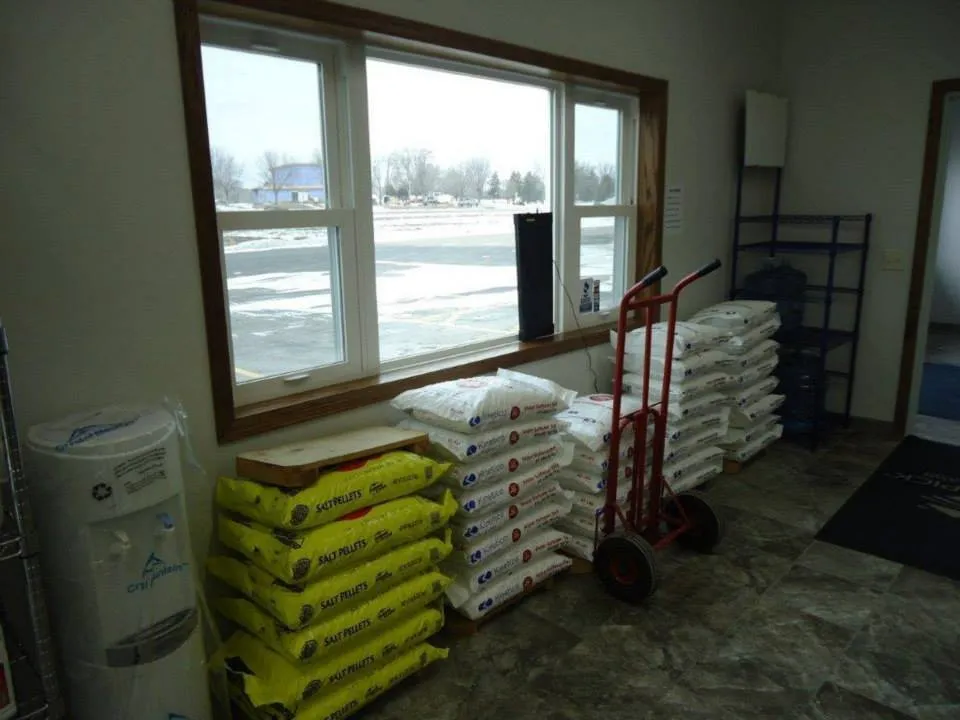 Slide of Aquarius Home Services