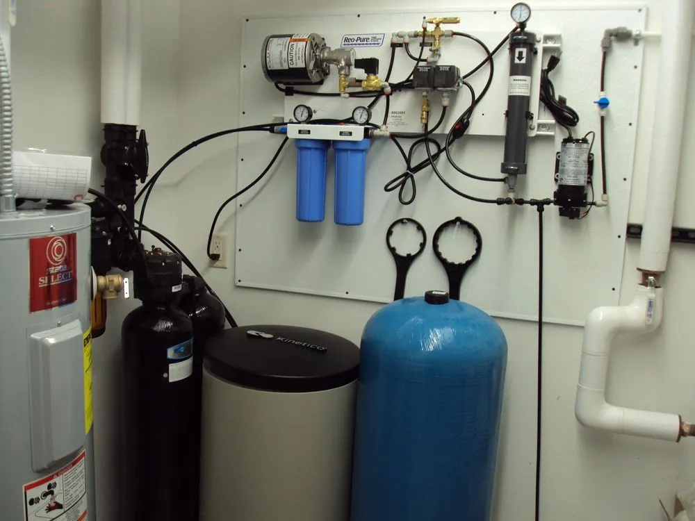 Slide of Aquarius Home Services