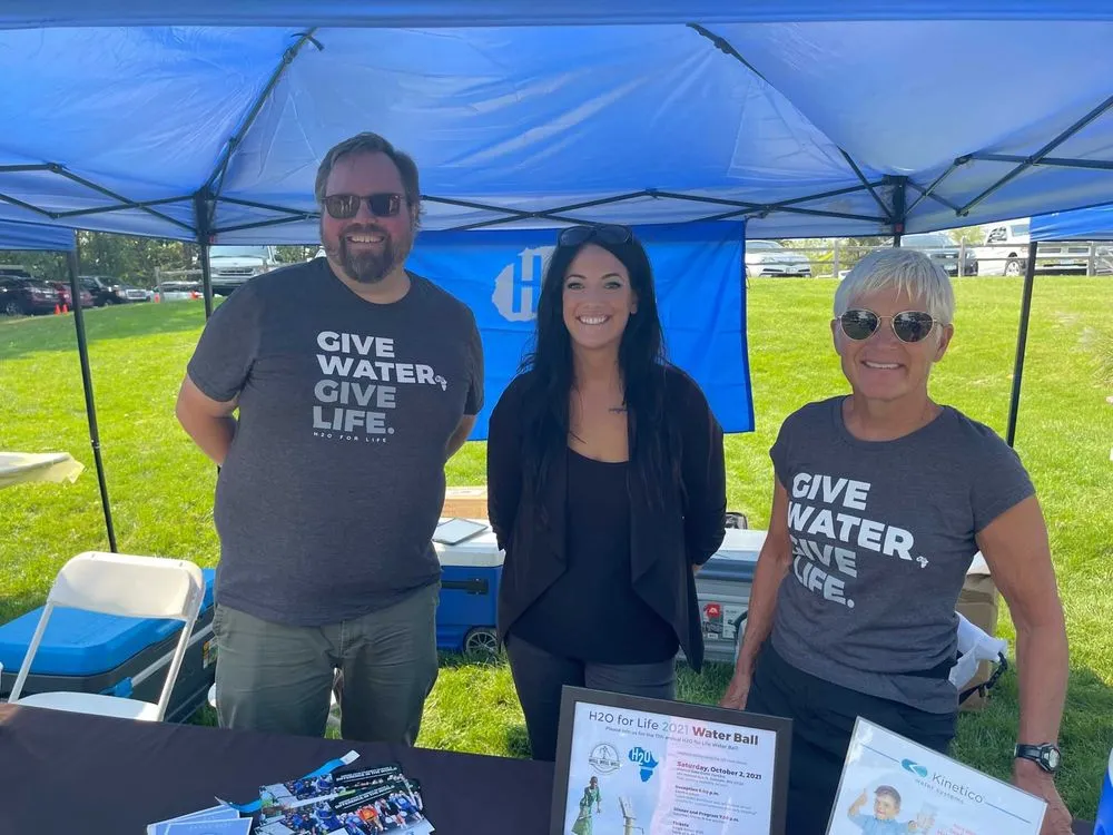 Slide of Aquarius Home Services