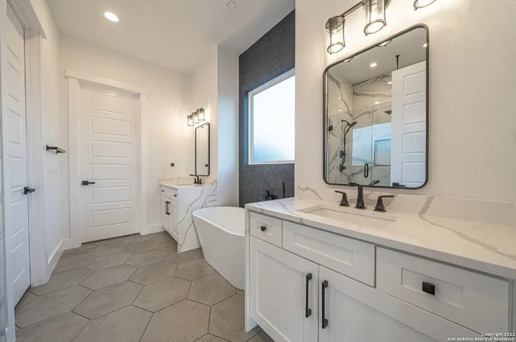 Slide of AR Equipment Sales