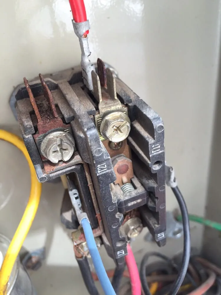 Slide of Arbor Breeze Heating & Cooling