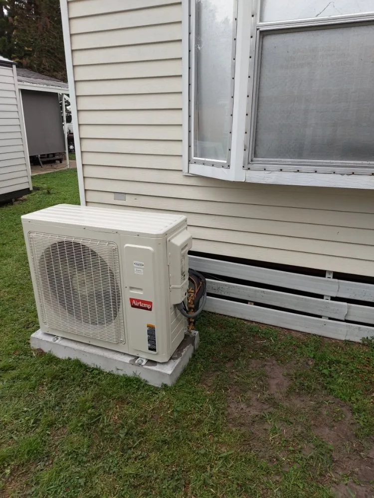 Slide of Arce's Handyman And A/C