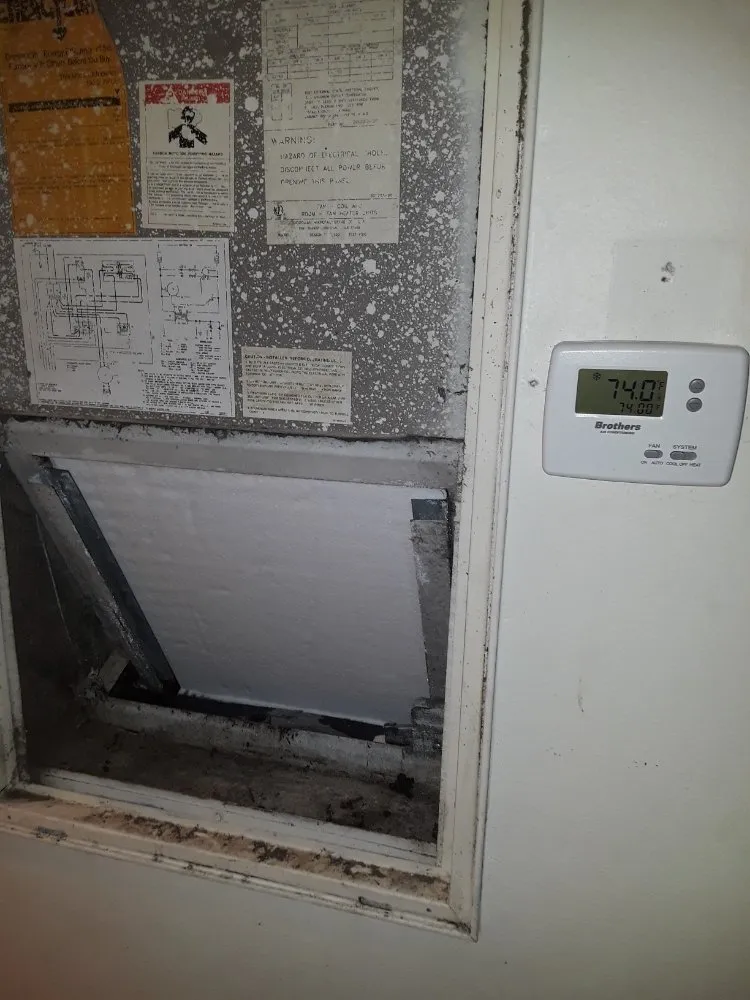 Slide of Arce's Handyman And A/C