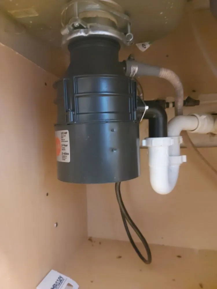 Slide of Arce's Handyman And A/C