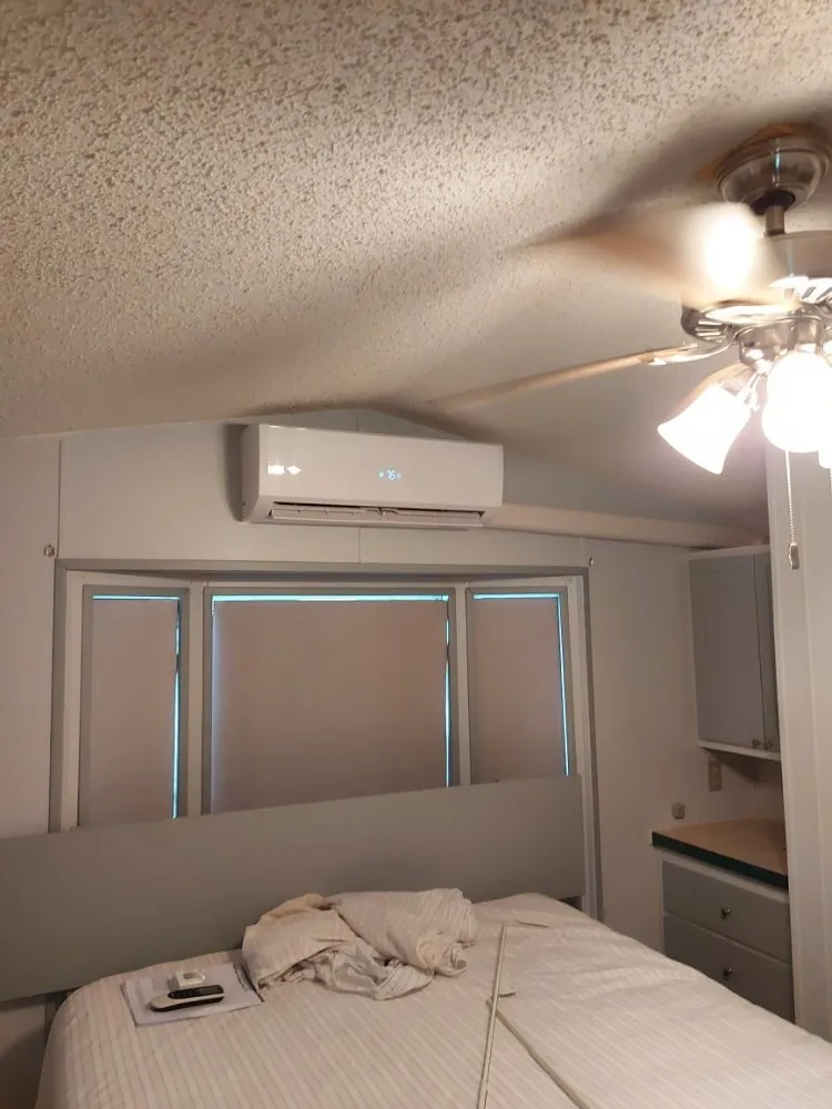 Slide of Arce's Handyman And A/C