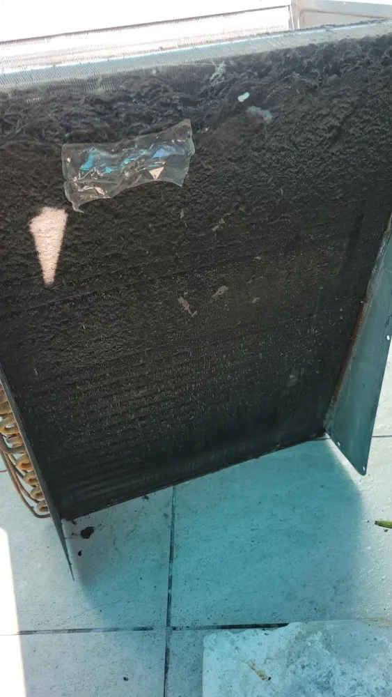 Slide of ARCO ac service tech