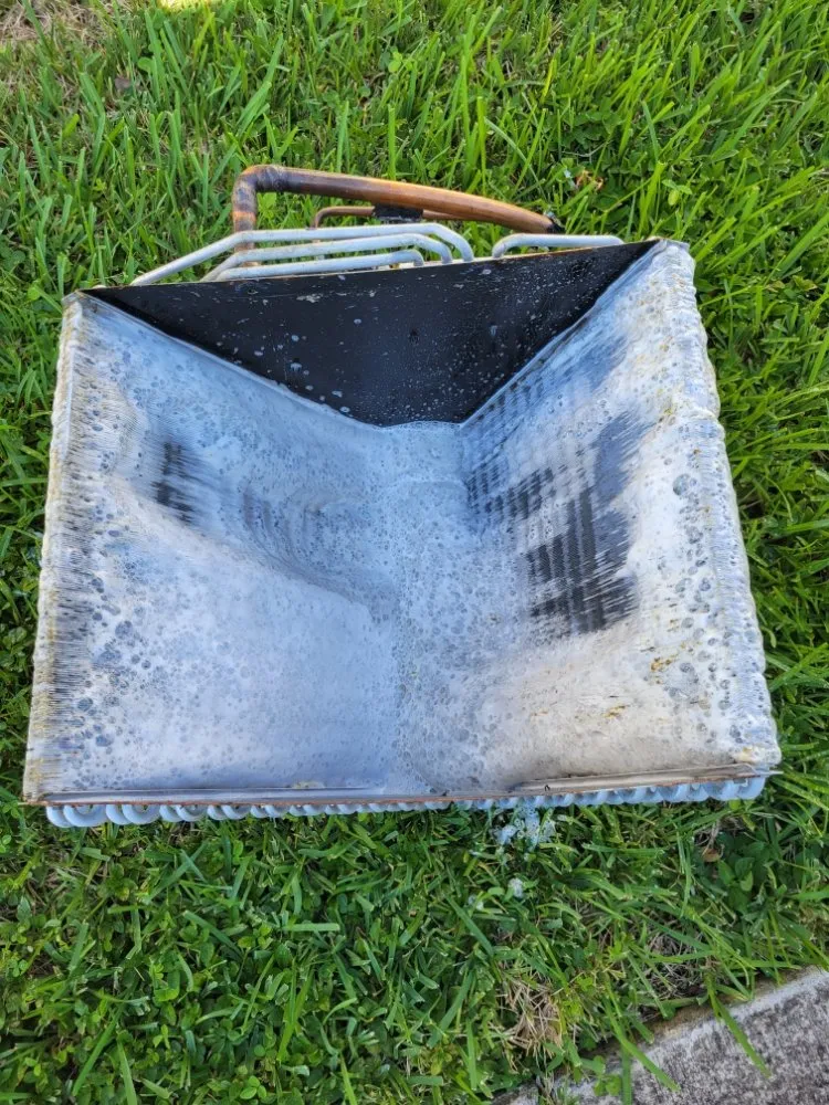 Slide of ARCO ac service tech