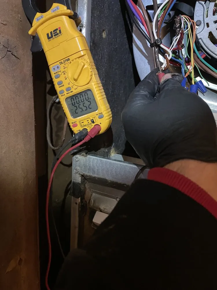 Slide of Arian HVAC Service