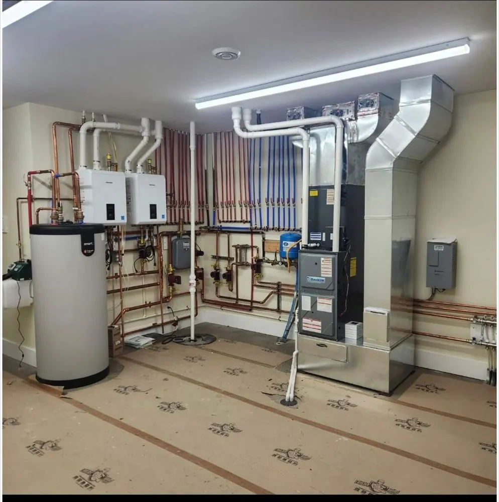 Slide of Arias Mechanical