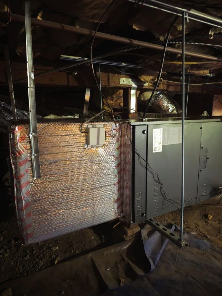 Slide of Ariston Heating & Cooling