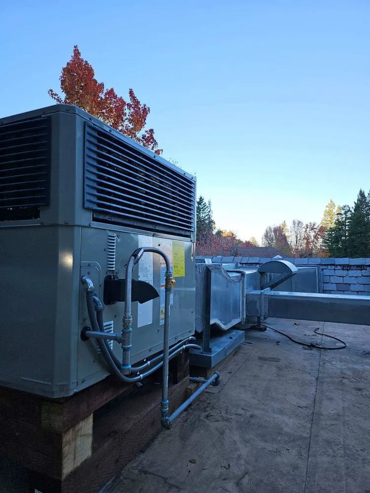 Slide of Ariston Heating & Cooling