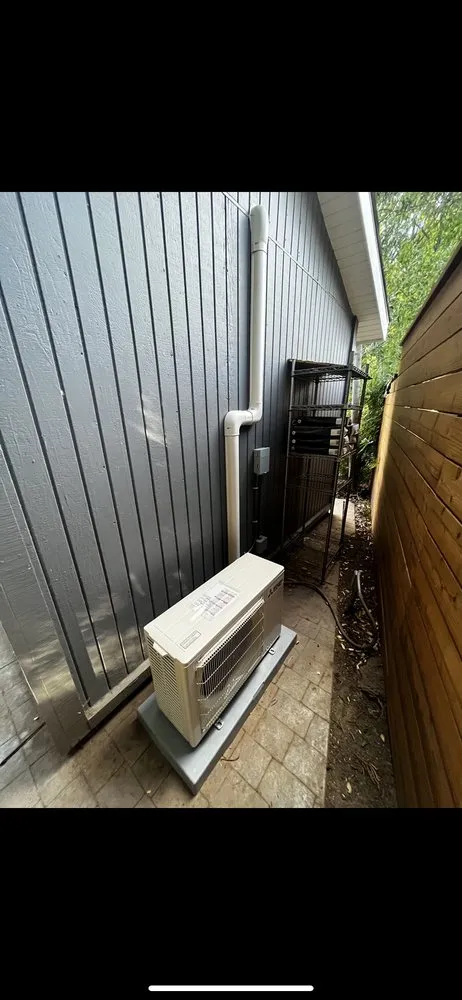 Slide of Ariston Heating & Cooling