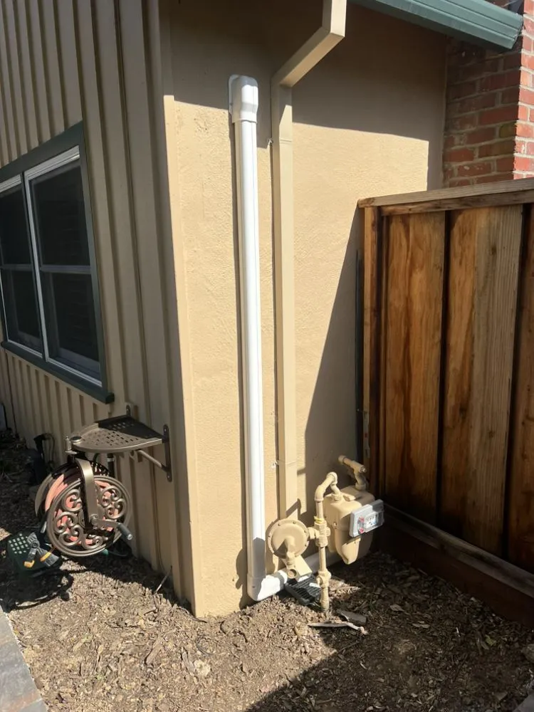 Slide of Ariston Heating & Cooling