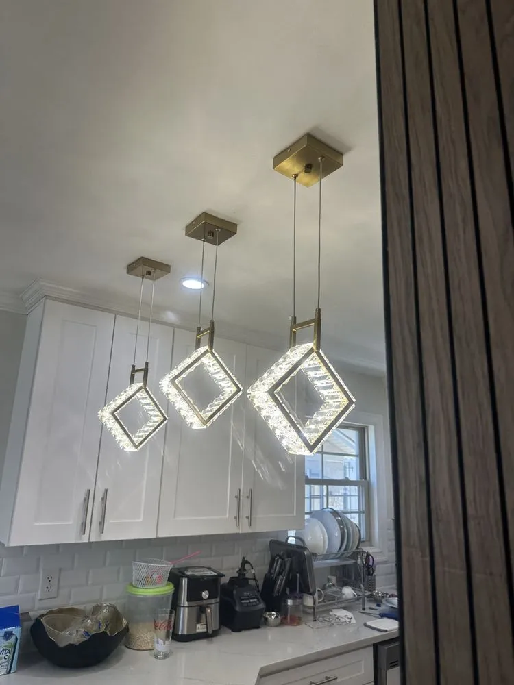 Slide of Ariyan E/P Contracting