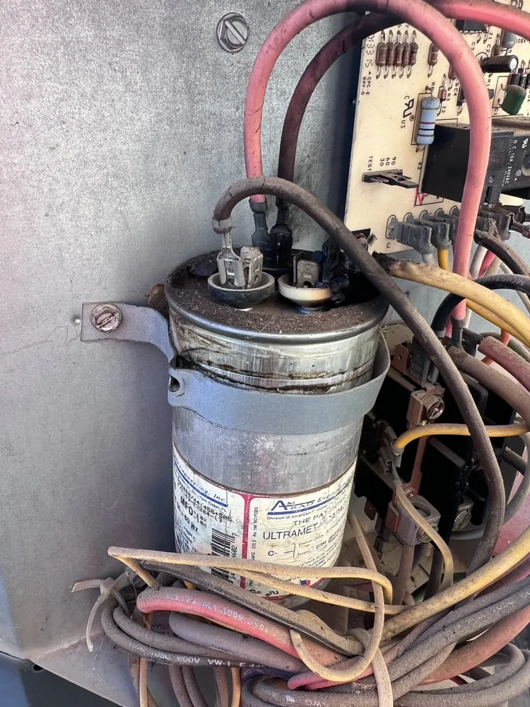 Slide of Arizaz Heating & Cooling