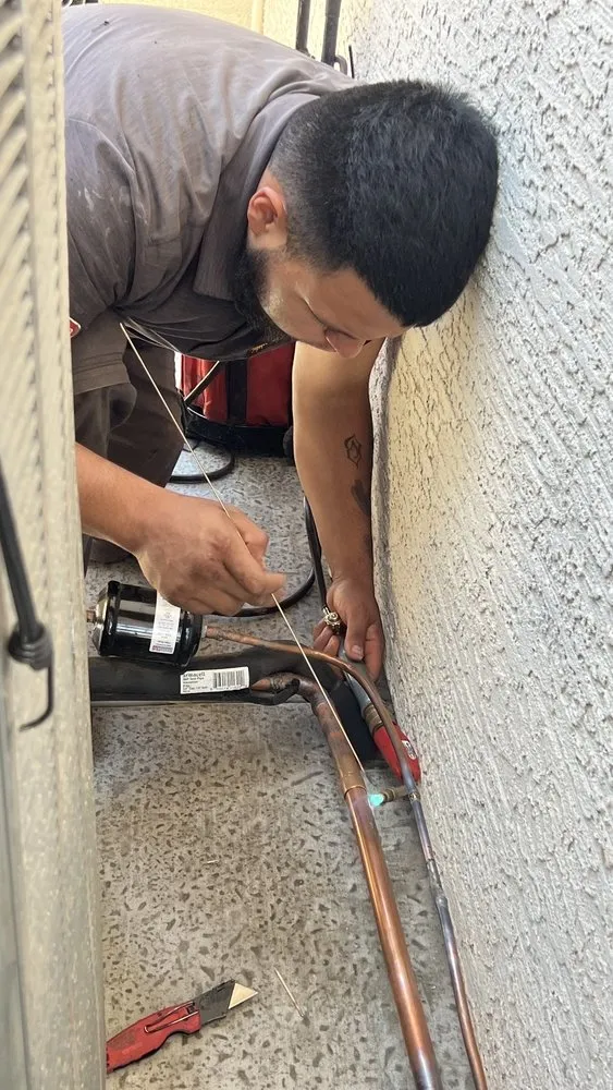 Slide of Arizona Air Experts