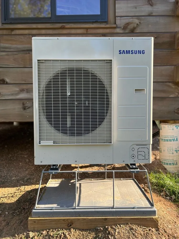 Slide of Arnold HVAC