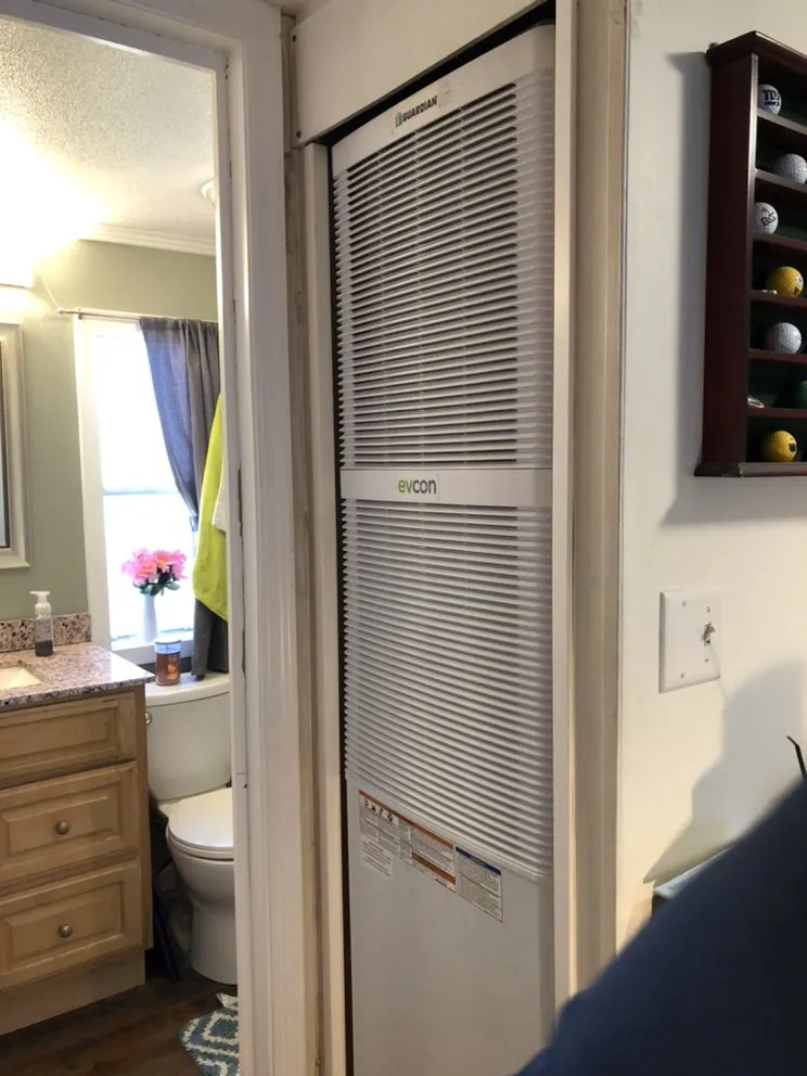 Local air conditioning service for fast service in Hopewell Junction, NY by Arotech Mechanical HVAC/r