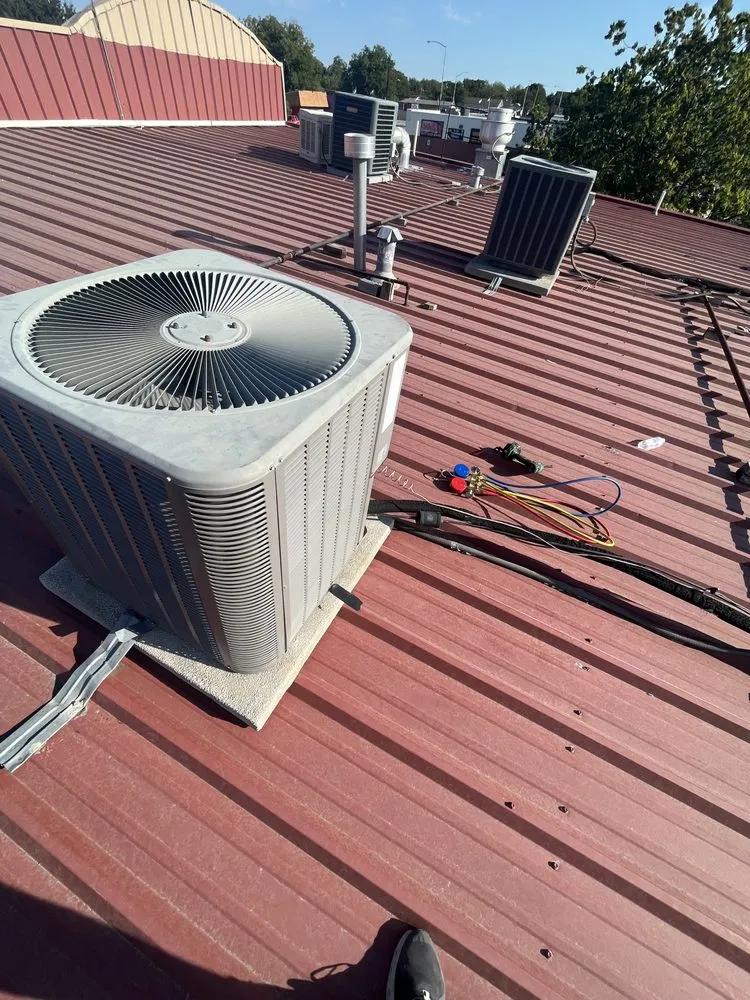 Slide of Artik HVAC Services