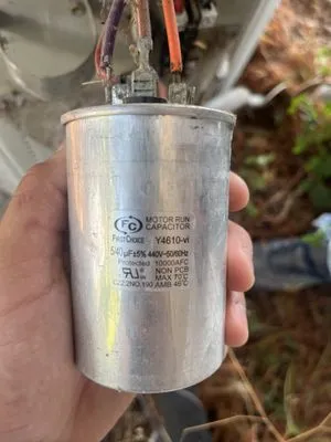 Artik HVAC Services Logo